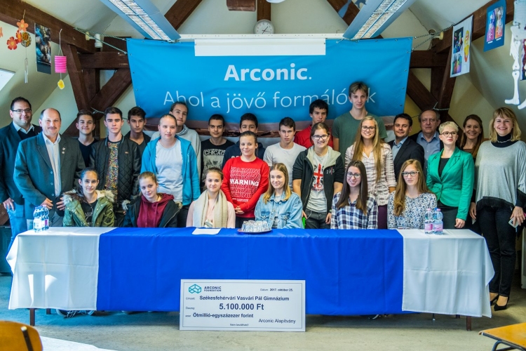 A műszaki és mérnöki pályák megismerését támogatja az Arconic a Vasváriban
