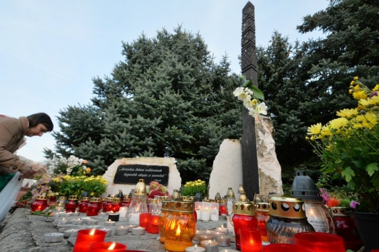 Ökumenikus megemlékezés november 1-jén a Béla úti temetőben