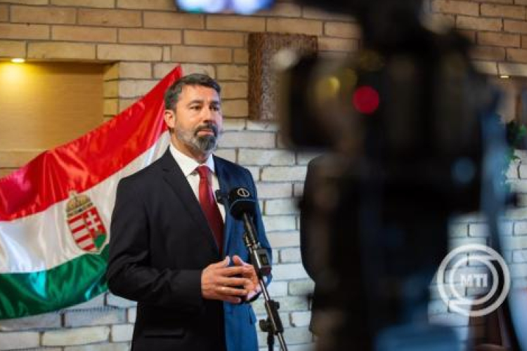 Hidvéghi Balázs állítása szerint több mint 1,6 millióan töltötték ki a nemzeti konzultációs kérdőívet